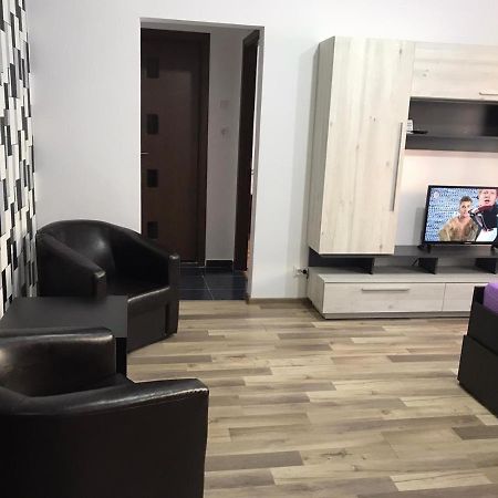 Апартаменты Apartament Untold Турда Экстерьер фото