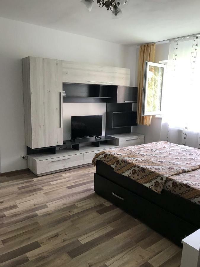 Апартаменты Apartament Untold Турда Экстерьер фото